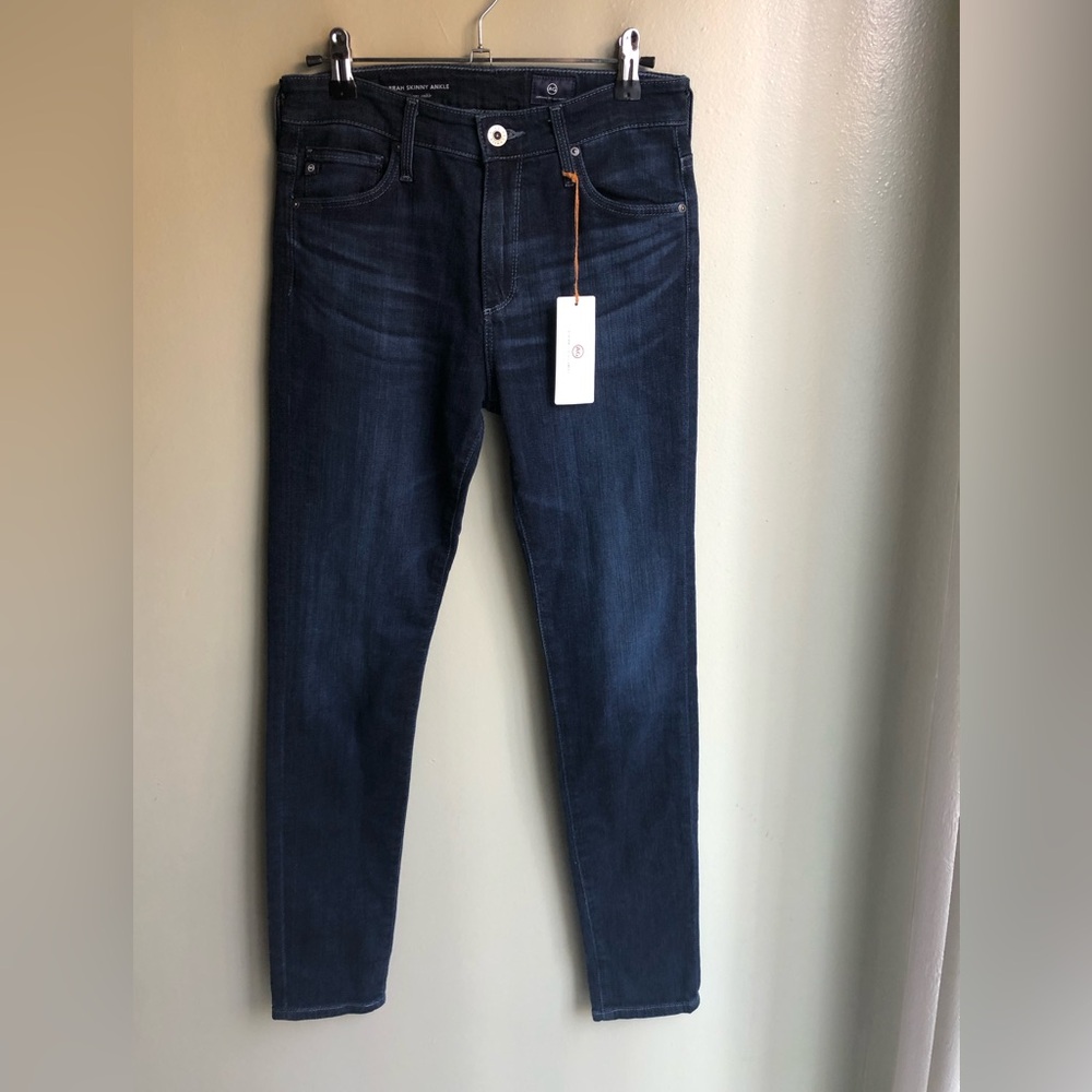 NWT! AG Jeans Women'st The Farrah Skinny Ankle High-Rise Jeans Size: 25